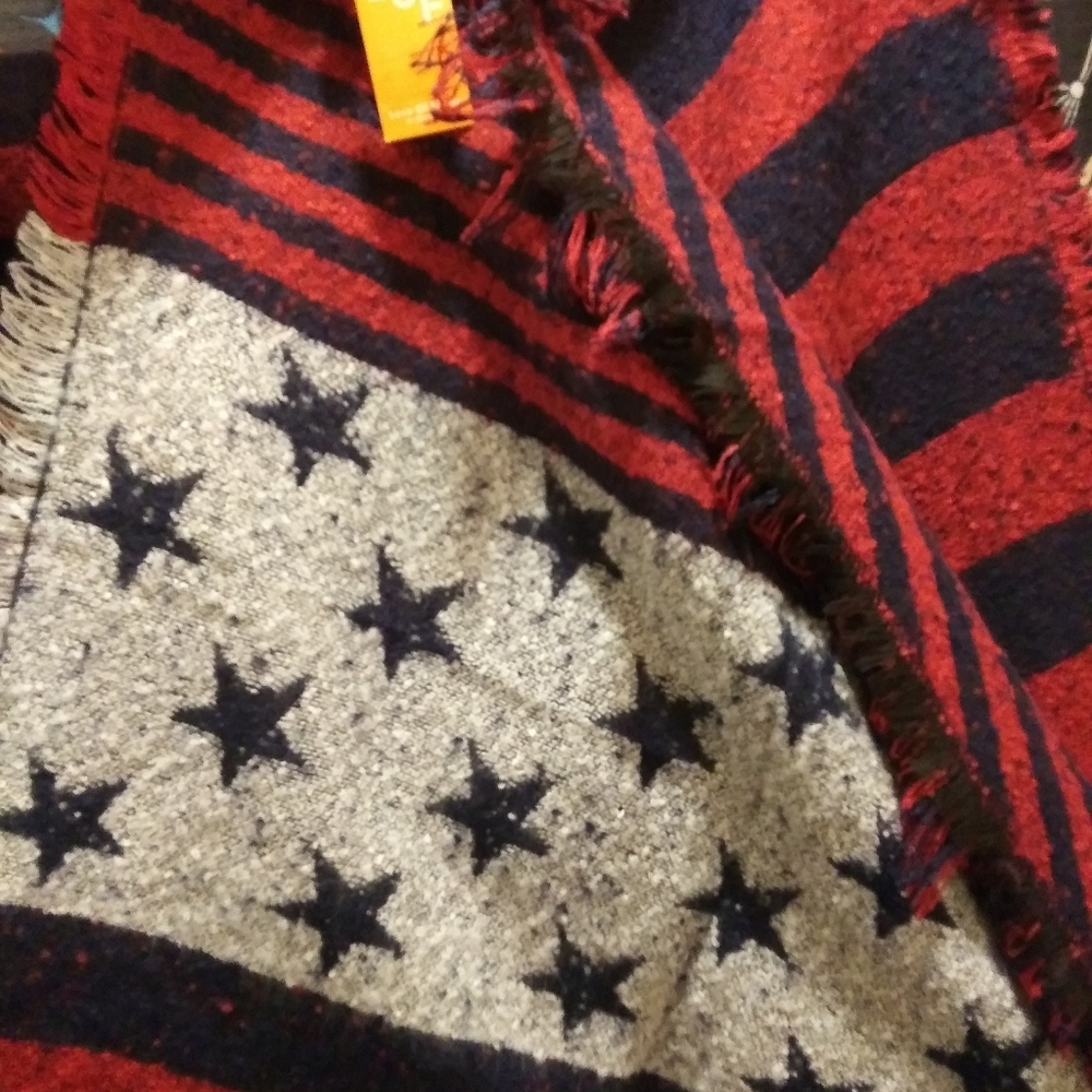 NWT American Flag Blanket Scarf/Shawl/Wrap Stars and Stripes
